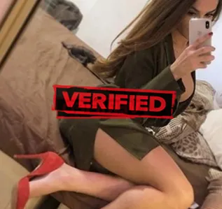 Adrienne Strapon Finde eine Prostituierte Kleinschwabhausen